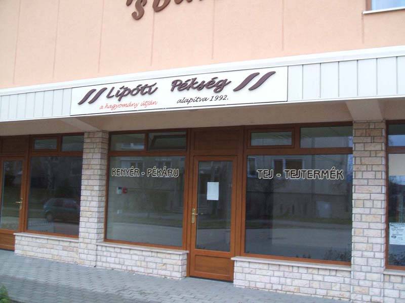 ablakfoliazas-dekoracio-borito